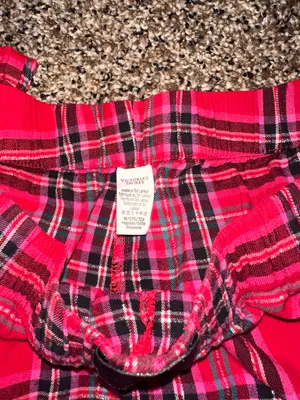 Victoria's Secret Pajama Pants thumbnail 2