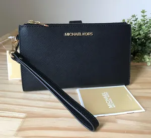 Michael Kors Wallet thumbnail 1