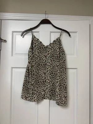 JODIFL Leopard Print Top in Brown and Black thumbnail 5