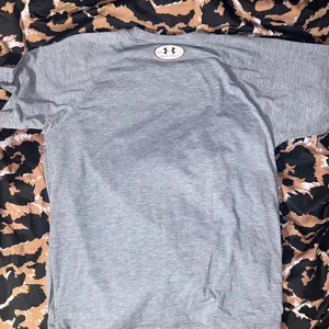 UMD Under Armour Gray T-Shirt with Red Terps Logo University of Maryland thumbnail 3