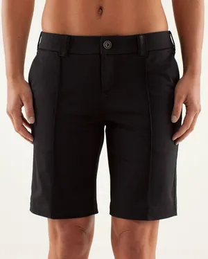 Lululemon Club Short Women's Size 8 Black 9" Golf Tennis Stretch Shorts thumbnail 1