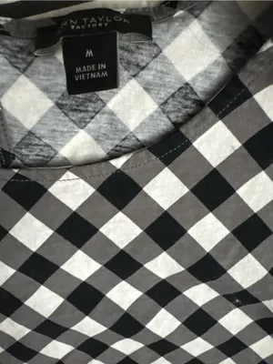 Ann Taylor Factory Black and White Gingham Tie-Hem Blouse thumbnail 2