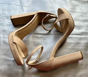 Elegant Tan Block Heel Sandals Size 7.5 thumbnail 1