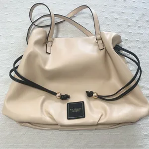 Victoria’s Secret 100% Polyurethane‎ Solid Tan Shoulder Bag One Size thumbnail 3
