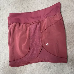 Lululemon Over & Above High Rise Train Short in Misty Merlot Size 12 thumbnail 9