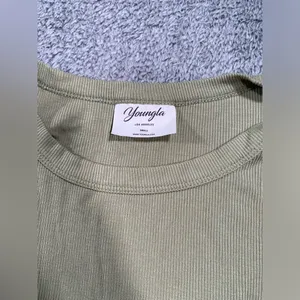 Youngla ribbed green crop top small thumbnail 2