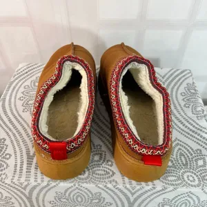 Brown Faux Suede Aztec Embroidered Faux Fur Lined Slip On Platform Clogs Size 41 thumbnail 3