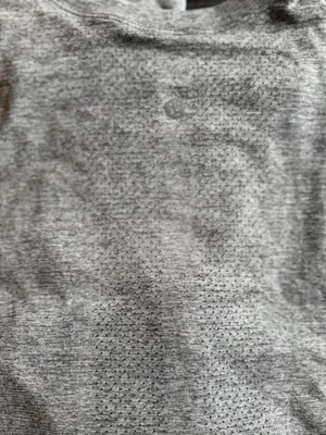 Women’s Lululemon Swifty tech sport 2.0 long sleeve athletic shirt thumbnail 3