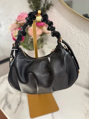 Urban Expressions Black Ruched Hobo Crossbody Shoulder Bag thumbnail 9