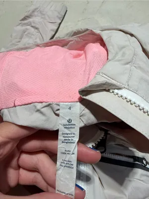 Lululemon run rise & shine Light Pink Hooded Windbreaker Jacket 4 thumbnail 12
