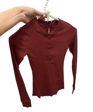 SKIMS Size XXS Cotton Rib Long Sleeve Henley Sangria Ribbed Shirt NWT thumbnail 5