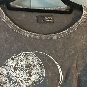 Caution To The Wind Charcoal Grey Floral Graphic Tee | Size Small thumbnail 2