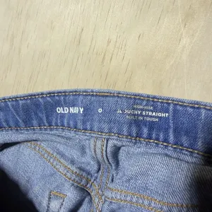 Old Navy Womens 10 High Rise Slouchy Straight Jeans Light Wash Distressed Ripped thumbnail 7