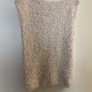Betsey Johnson Ivory Jeweled Cable Knit Crochet Infinity Cowl Neck Scarf thumbnail 5
