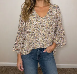 Silverwear Paisley Floral V-Neck Bell Sleeve Blouse‎ Size M thumbnail 4