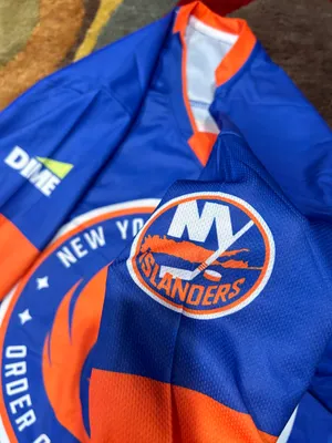 Star Wars NWOT New York Islanders Hockey 2025 Jersey Top Jedi Knights Adult XL thumbnail 4