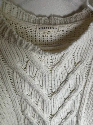 Aeropostale White Winter sweater / Coat - Size XS (Like New) thumbnail 3