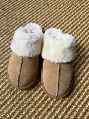 NWOT Minnetonka Women’s Chesney Scuff Flat Slippers thumbnail 4