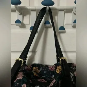 Flower women gym/luggage bag thumbnail 5