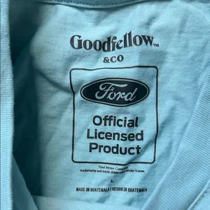 Ford Bronco 1966 Graphic Tee in Light Blue thumbnail 3