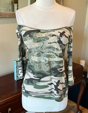 Wet Seal Camo Off Shoulder Shirt thumbnail 1