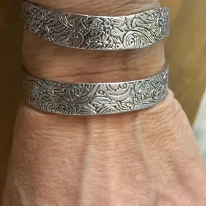 Silver tone floral etched cut out wavy cuff bangle bracelet thumbnail 2