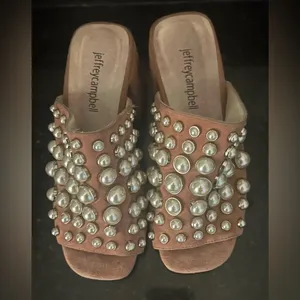 Jeffrey Campbell pink slip on suede with pearls hills size 6 thumbnail 2