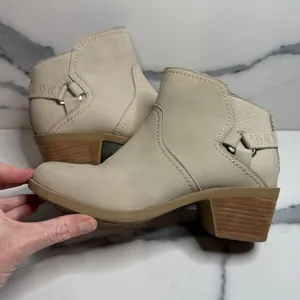 Teva Women's Beige Leather Foxy Ankle Boot Sz 7.5 Western Boho Festival Side Zip thumbnail 6