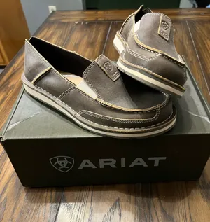 Ariat Cruiser thumbnail 1