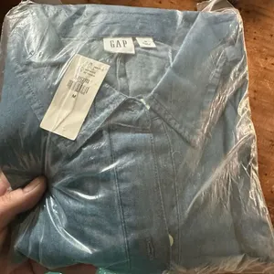 Gap blue medium wash denim fit and flare Y2K mini shirt dress thumbnail 4