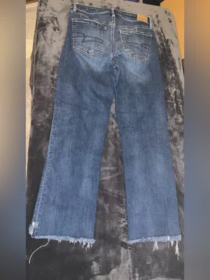 American Eagle High Rise Cropped Flare Jean Size 10 Long thumbnail 3