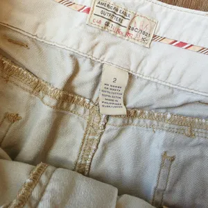 American Eagle‎ Khaki Pleated Cargo Mini Skirt Tan Vintage Y2K Low Rise Size 2 thumbnail 2
