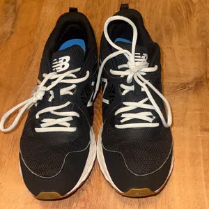 New Balance Men’s Sneakers thumbnail 4