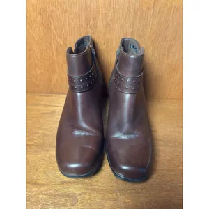Clarks Dark Brown Leather Ankle Boots Studded Strap Side Zip Size 9 thumbnail 3