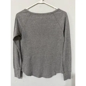 American Eagle Women Top XS Grey Loved Waffle Knit Thermal Scoop Neck Raglan Y2K thumbnail 3
