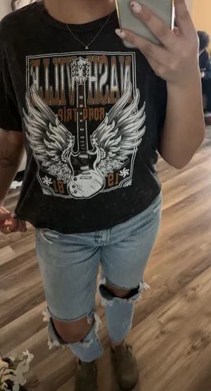 Nashville Tee Size L thumbnail 1