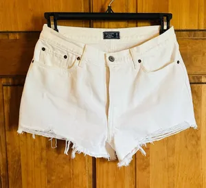 Abercrombie & Fitch Annie high rise White Frayed Hem Denim Jean Shorts Size 28 thumbnail 1