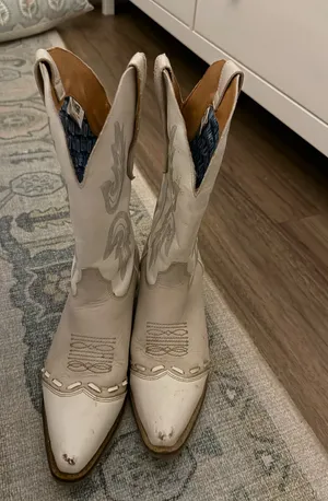 Dingo Leather Boots Women’s thumbnail 1