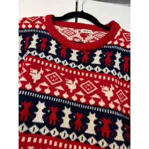 Ardene Women's Red Navy White‎ Reindeer Fair Isle Knit Sweater Size M thumbnail 5