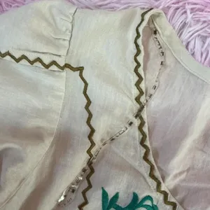 Willow & Clay Embroidered Bohemian Top Short Sleeve Blouse Cream Green Size M‎ thumbnail 5