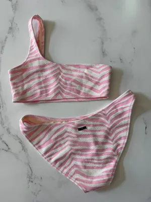 Triangl Bikini Set thumbnail 1