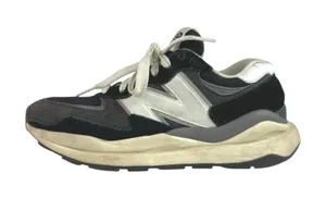 New Balance 57/40 Women's Black Gray Suede Lace Up Low Top Sneakers Shoes 8.5 thumbnail 1