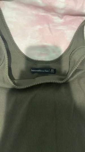 Abercrombie Tank Top thumbnail 2