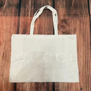 Gucci Tote Bag Large White Ivory Logo Print 22x16 Travel Beach Shopper thumbnail 2