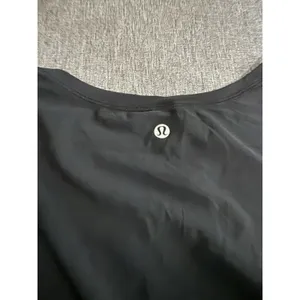 Lululemon Women Sole Training Short Sleeve Shirt Sheer With Ruffle Detail Sz 12 thumbnail 9