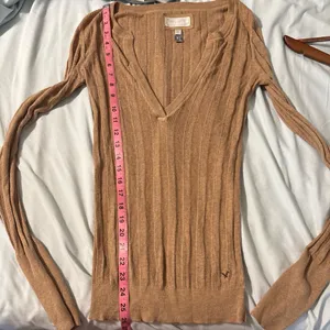 Y2K American Eagle Women’s Sweater Size L Tan Bella Swan Style Mint Condition thumbnail 6