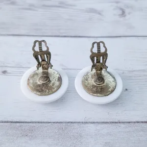 Vintage Clip On Earrings Retro Off White 1" Retro thumbnail 5