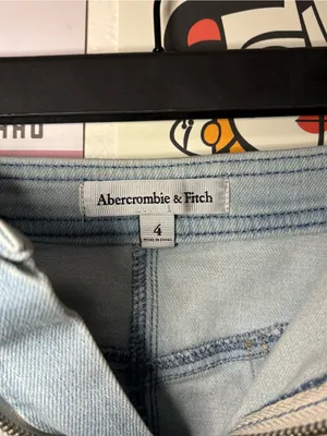 Abercrombie & Fitch Light Wash Denim Mini Skirt – Size 4 thumbnail 3