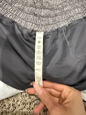 Lululemon Hotty Hot Short *High-Rise Long 4" thumbnail 4