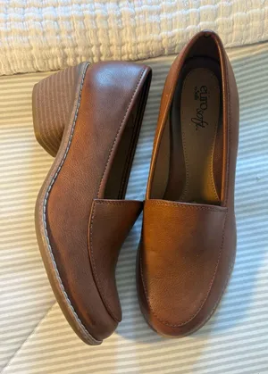 Sofft Eurosoft Women’s Size 8.5 Slip-On Loafers thumbnail 1